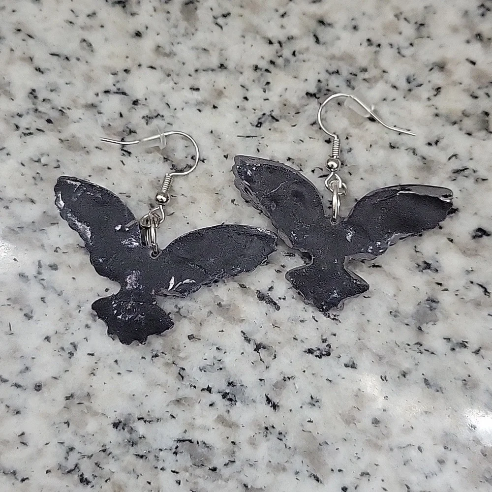 4/$10 black and white owl earrings - Picture 4 of 8